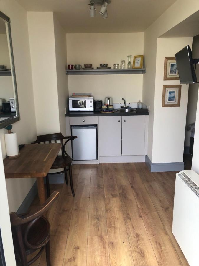 The Snug, Ardfert Village المظهر الخارجي الصورة